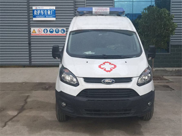 新全順短軸轉(zhuǎn)運型救護車 新全順短軸轉(zhuǎn)運型救護車