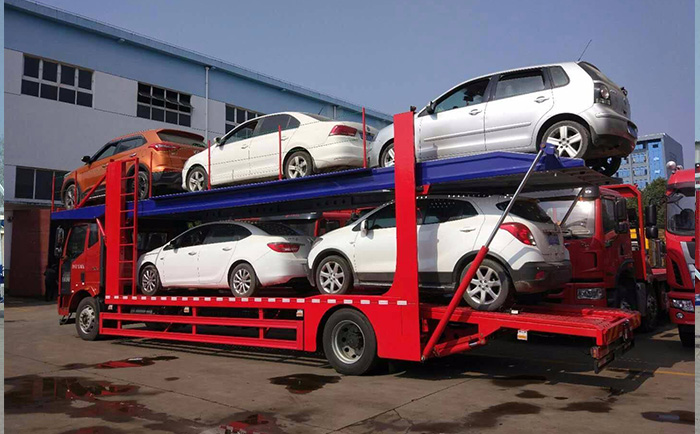 湖北程力一體化多功能隨車吊及新規(guī)轎運(yùn)車盛大上市